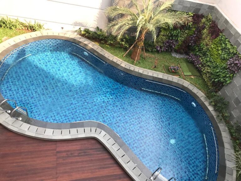 private pool 1